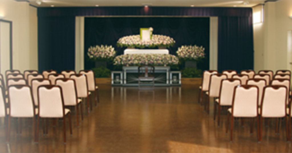 川口市の民営斎場「グリーンホールはとがや」家族葬専用ホール