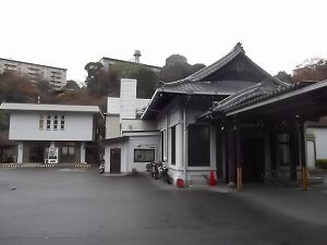神戸市にある公営火葬場、神戸市立甲南斎場の外観