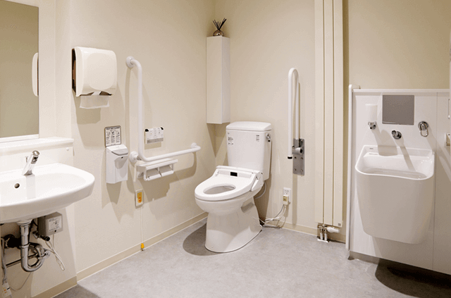 札幌市北区の民営斎場「やわらぎ斎場 屯田」多目的トイレ
